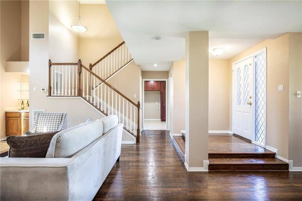 Plano, TX 75093,4428 Emerson Drive