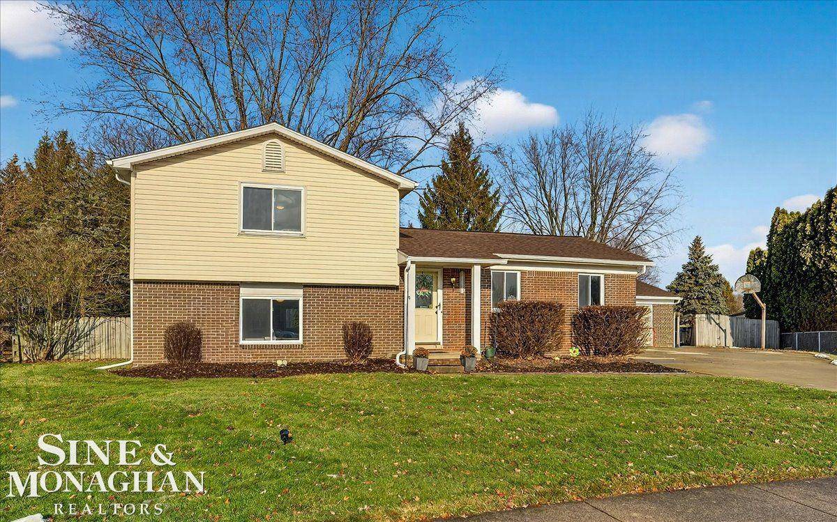 Clinton Township, MI 48038,19219 Lloyd ST