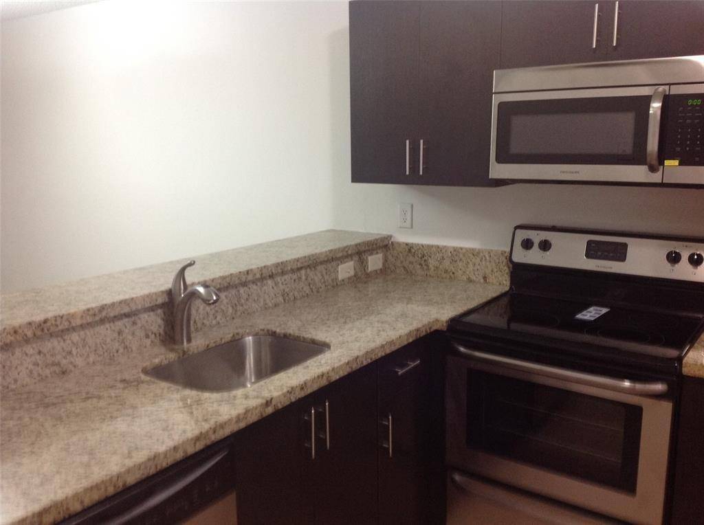 Sunrise, FL 33351,9968 Nob Hill Ln #9968