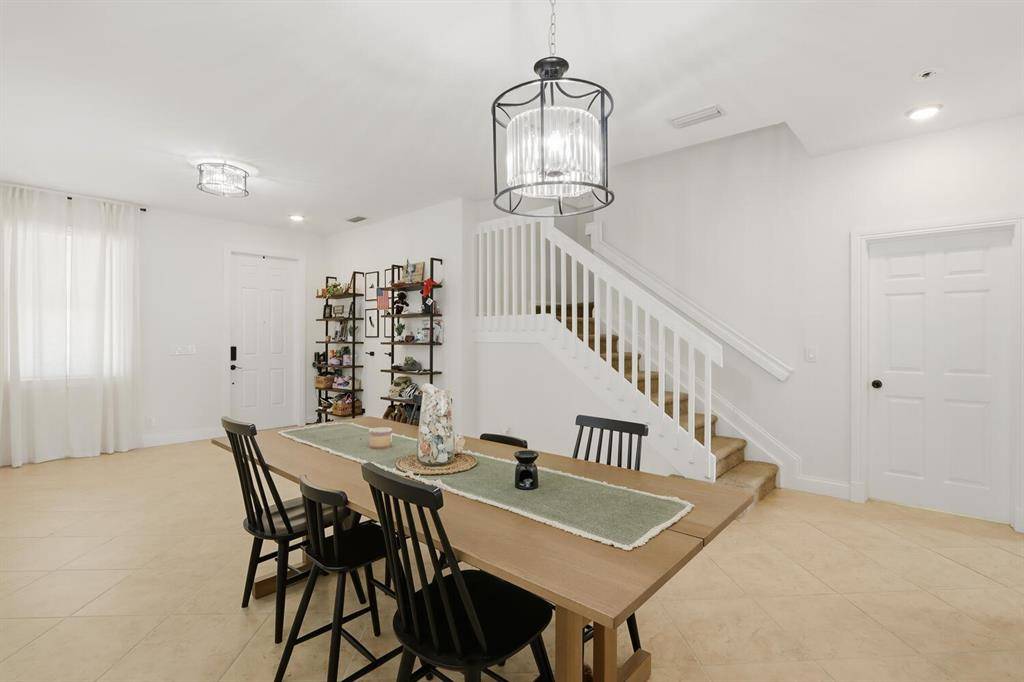 Riviera Beach, FL 33404,1085 Center Stone Ln