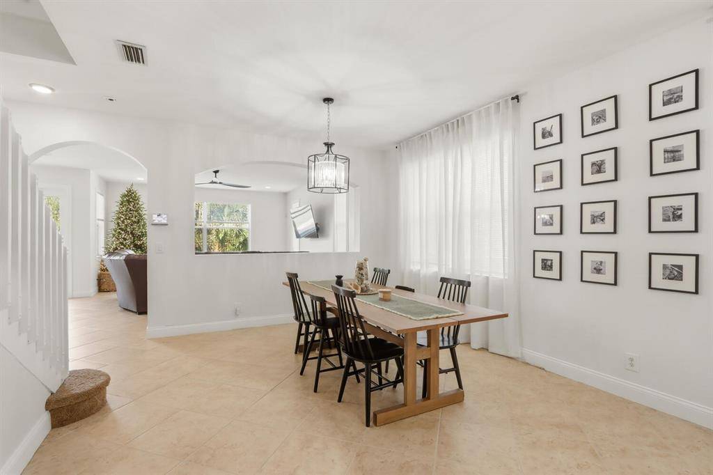 Riviera Beach, FL 33404,1085 Center Stone Ln