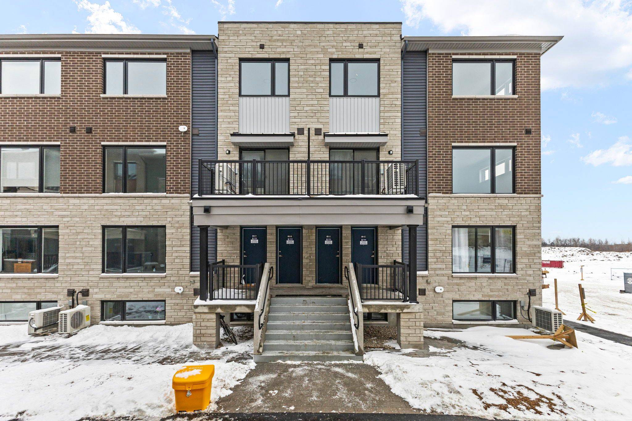 Barrhaven, ON K2J 7N8,801 Glenroy Gilbert DR #11
