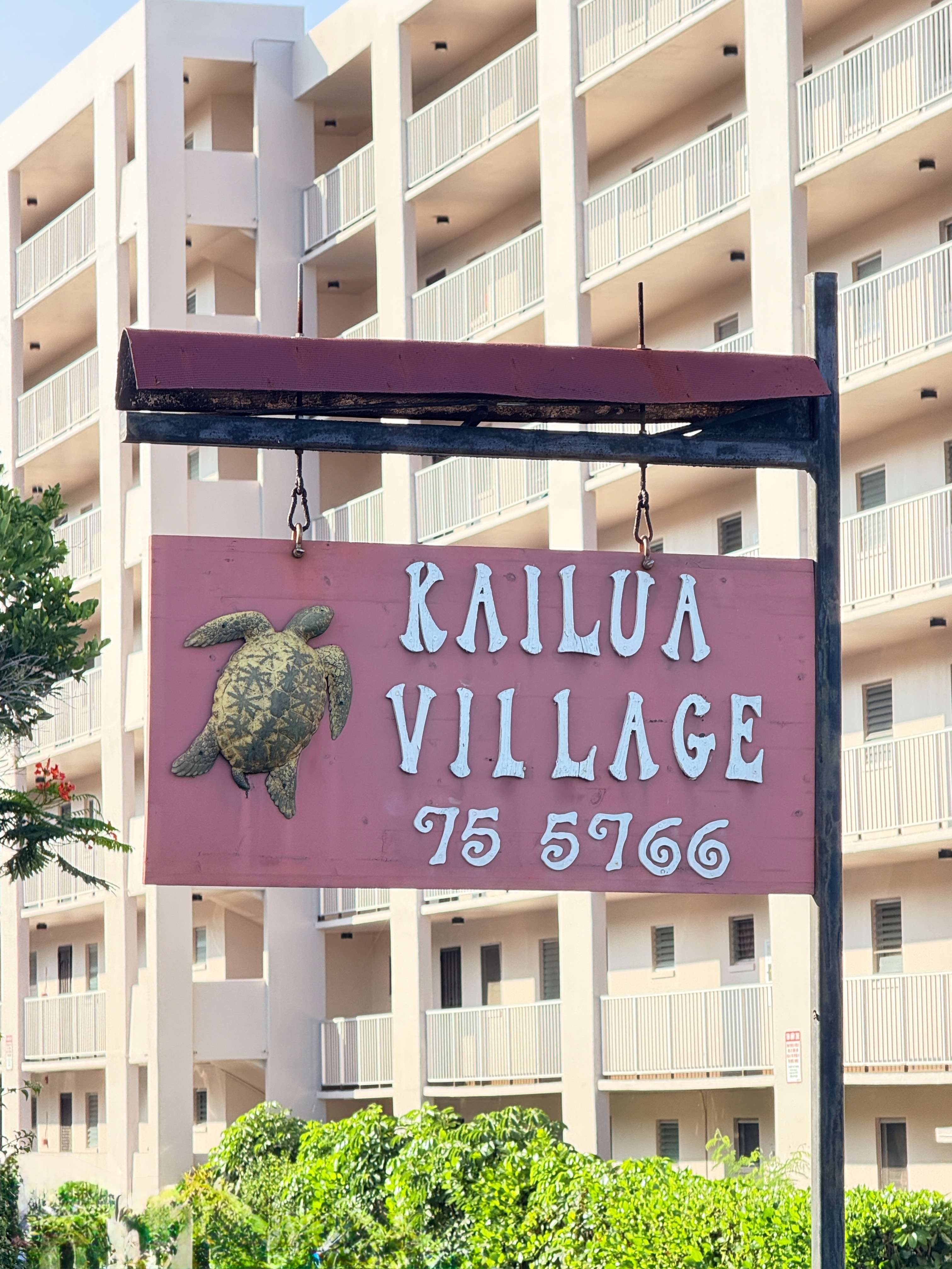 Kailua-kona, HI 96740,75-5766 KUAKINI HIGHWAY #410