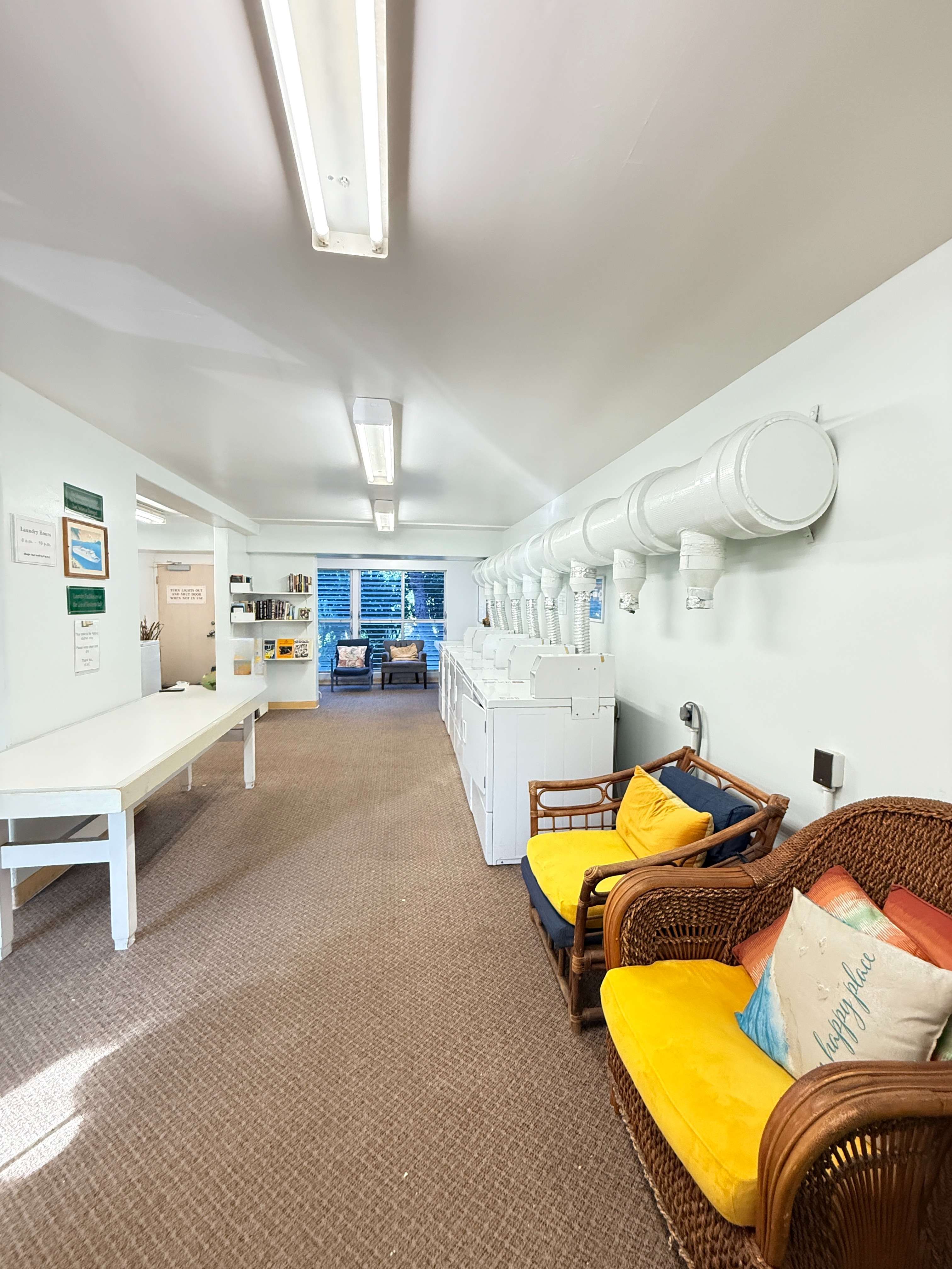 Kailua-kona, HI 96740,75-5766 KUAKINI HIGHWAY #410