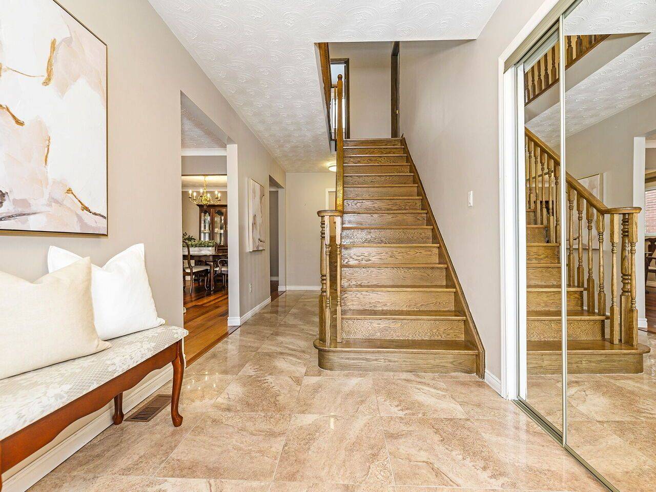 Burlington, ON L7M 3R1,2137 Cleaver AVE