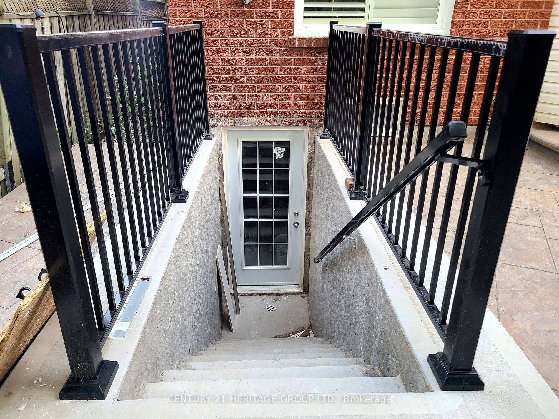 Mississauga, ON L5N 6S7,3937 Worthview PL #Bsmt