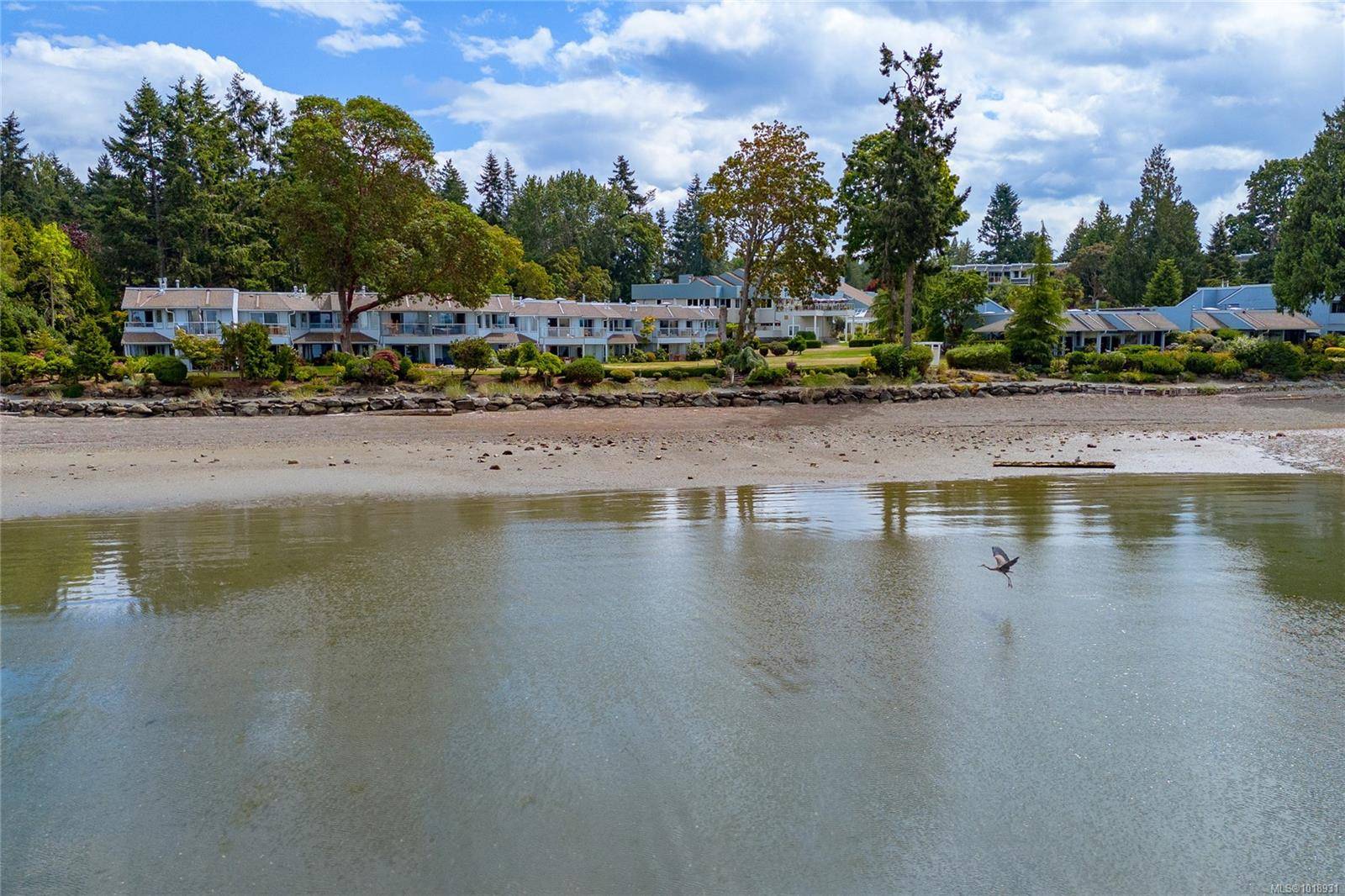 Nanoose Bay, BC V9P 9B7,1600 Stroulger Rd #613