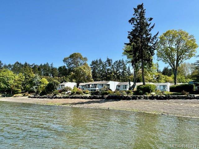 Nanoose Bay, BC V9P 9B7,1600 Stroulger Rd #613