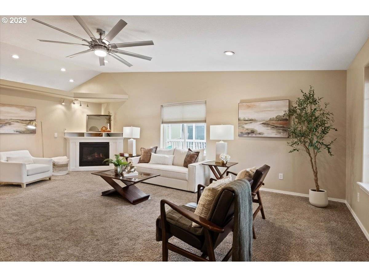 Jefferson, OR 97352,758 S SUNRISE DR