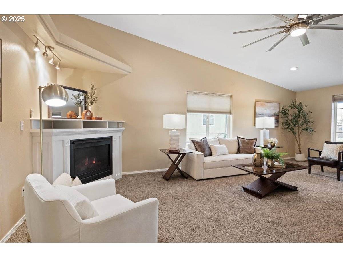 Jefferson, OR 97352,758 S SUNRISE DR