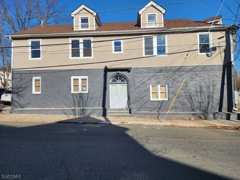 Maplewood Twp., NJ 07040,93 Hughes St #3