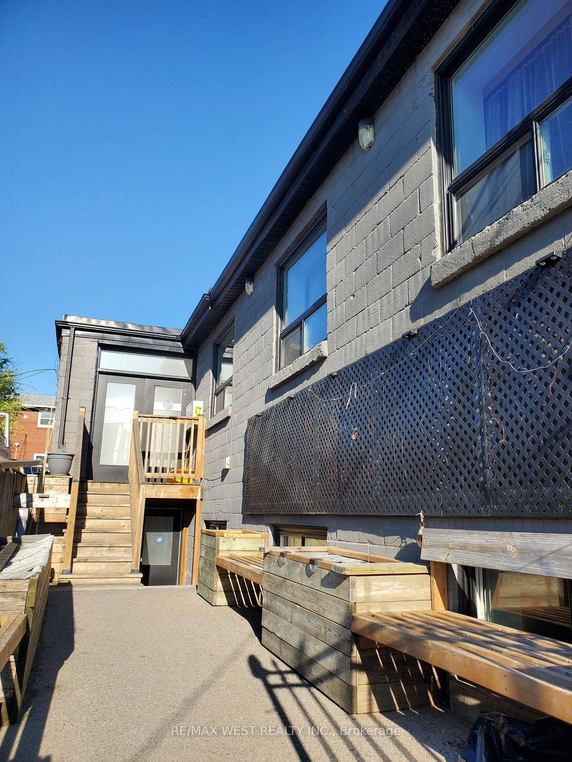 Toronto W06, ON M8V 3K1,136 Sixteenth ST #102