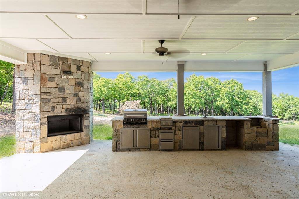 Sunset, TX 76270,344 Whispering Oaks Trail