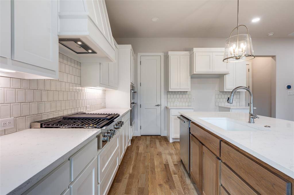 Dallas, TX 75223,7139 Brisa Drive