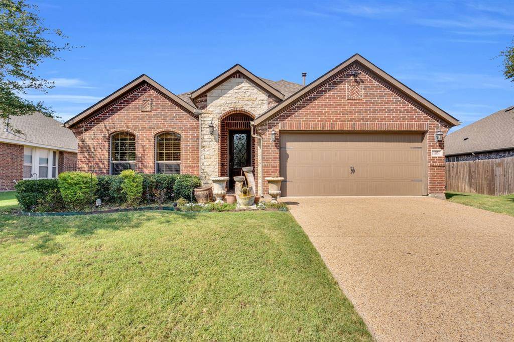 Waxahachie, TX 75165,105 Manor Lane