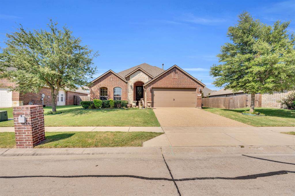 Waxahachie, TX 75165,105 Manor Lane