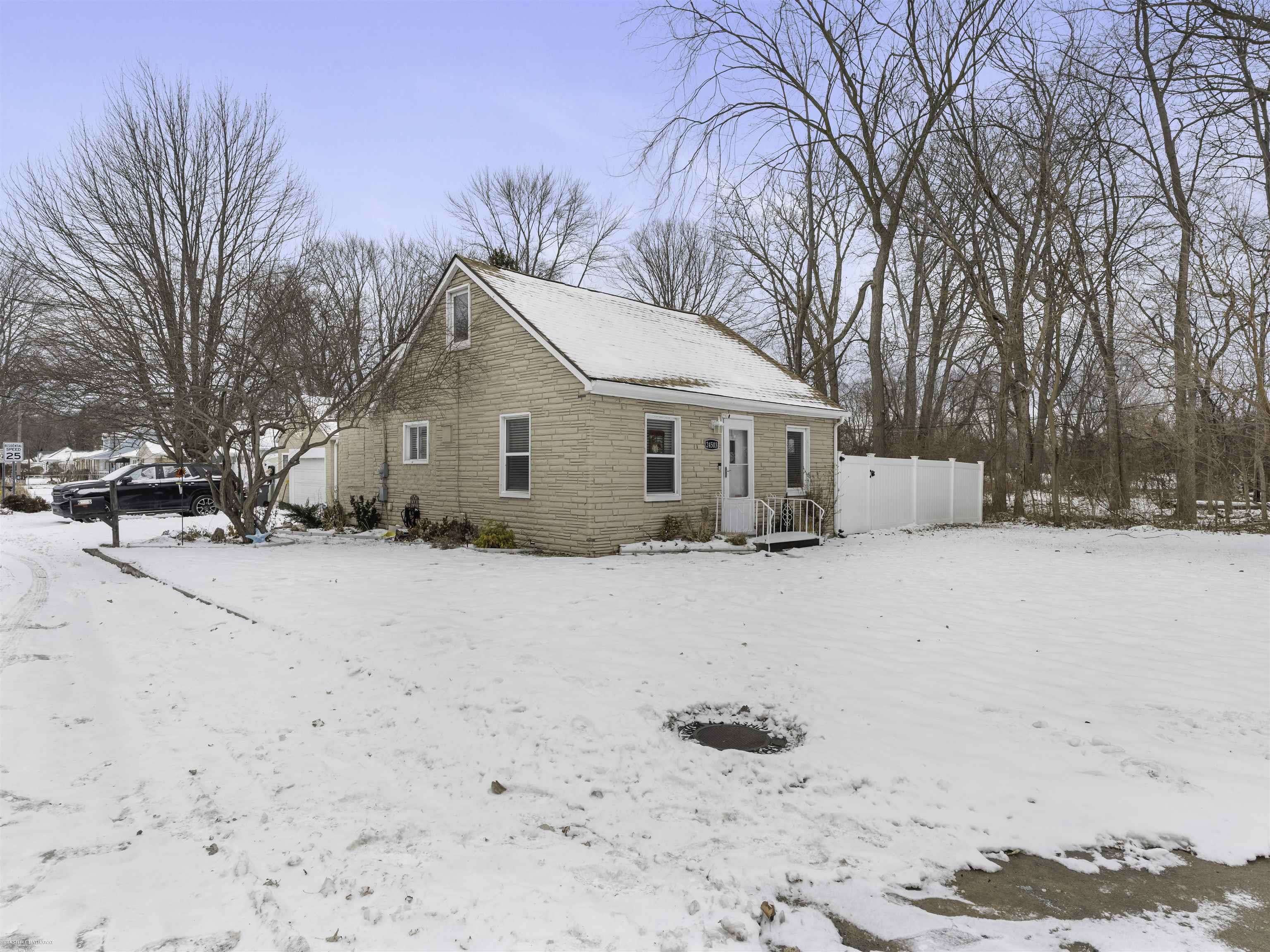 Clinton Township, MI 48036,24503 Crocker BLVD