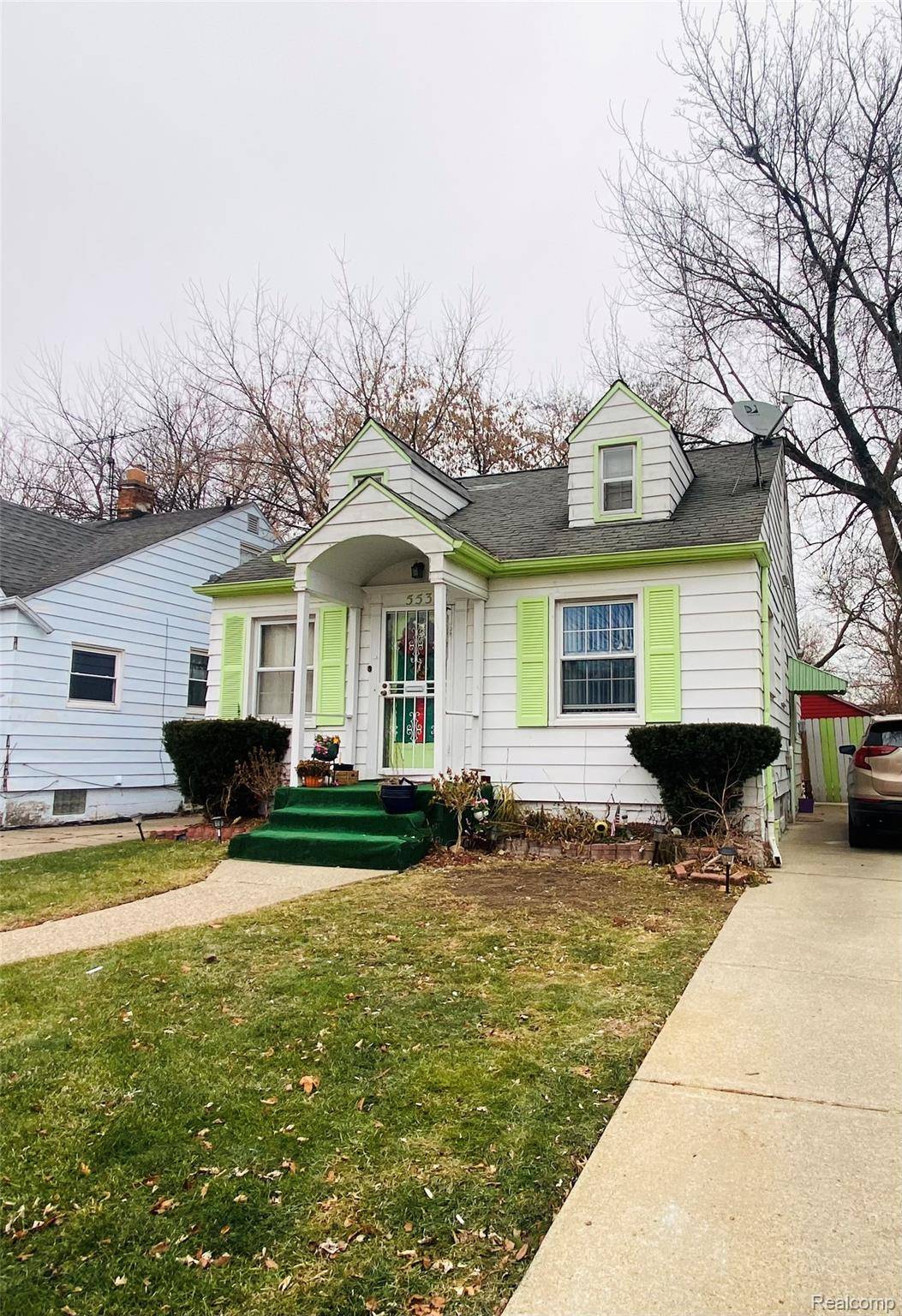 Detroit, MI 48224,5530 University PL