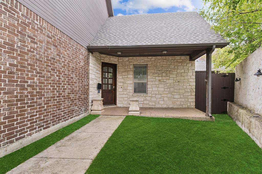 Dallas, TX 75206,5200 Longview Street