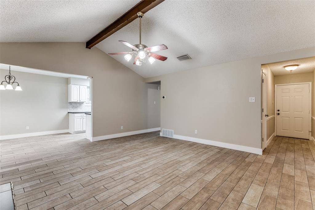 Watauga, TX 76148,5900 Oak Hill Road