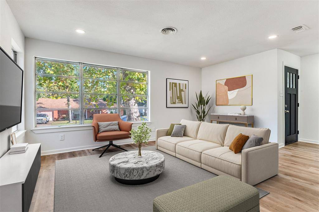 Fort Worth, TX 76112,6920 Robinhood Lane