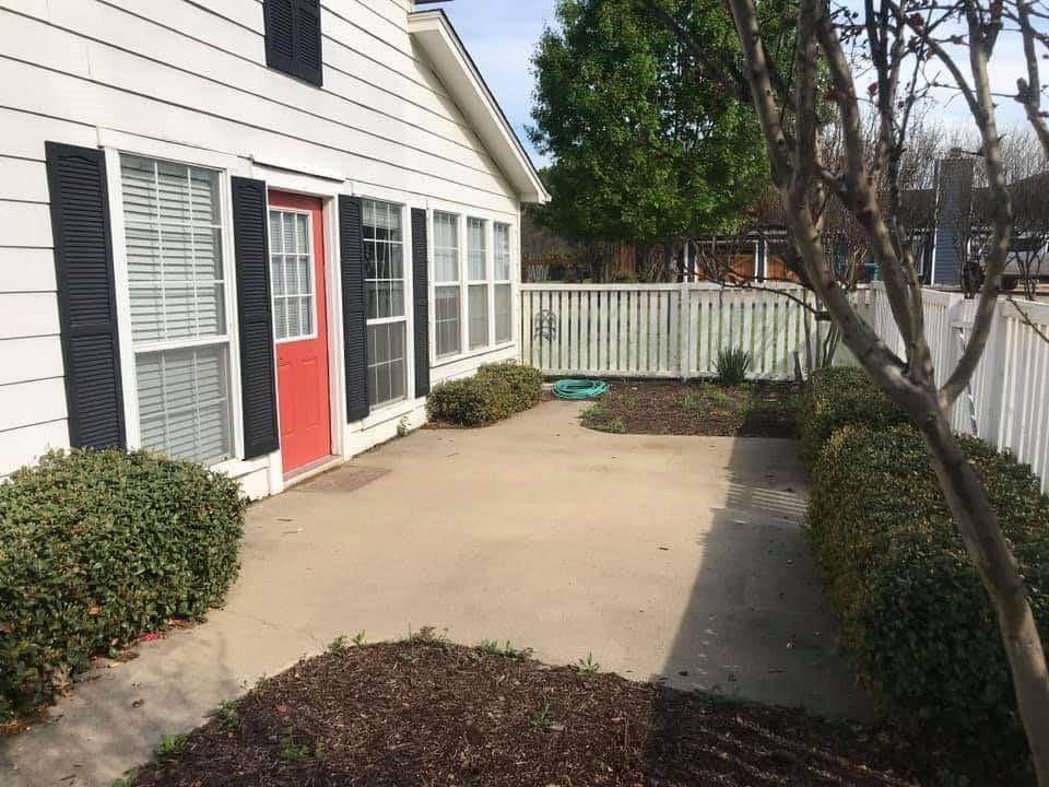 Denton, TX 76210,3040 Country Club Road #C