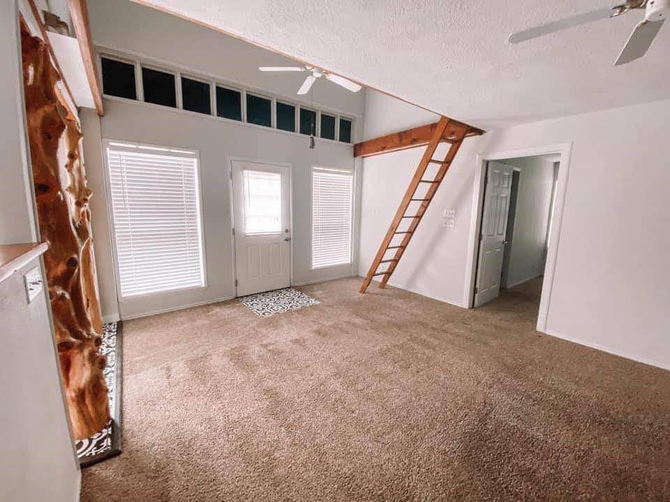 Denton, TX 76210,3040 Country Club Road #C