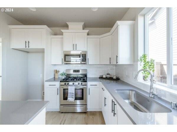 Lafayette, OR 97127,1447 N Millican Creek ST