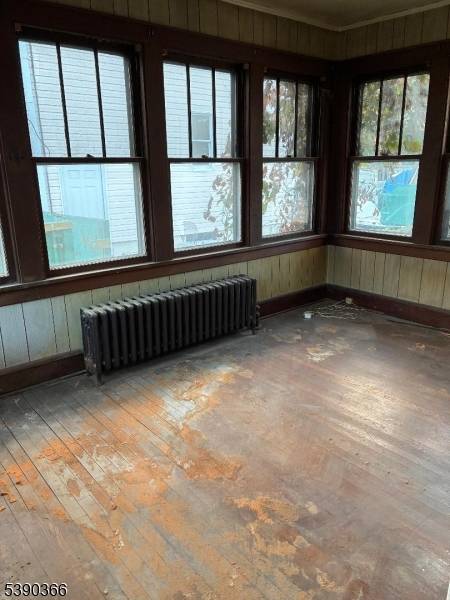 Dunellen Boro, NJ 08812,128 1St St