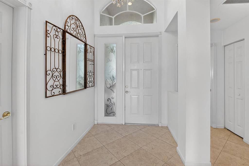 Lake Worth, FL 33467,9870 Casa Mar Dr