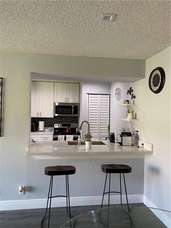 Pembroke Pines, FL 33025,401 SW 86th Ave #103