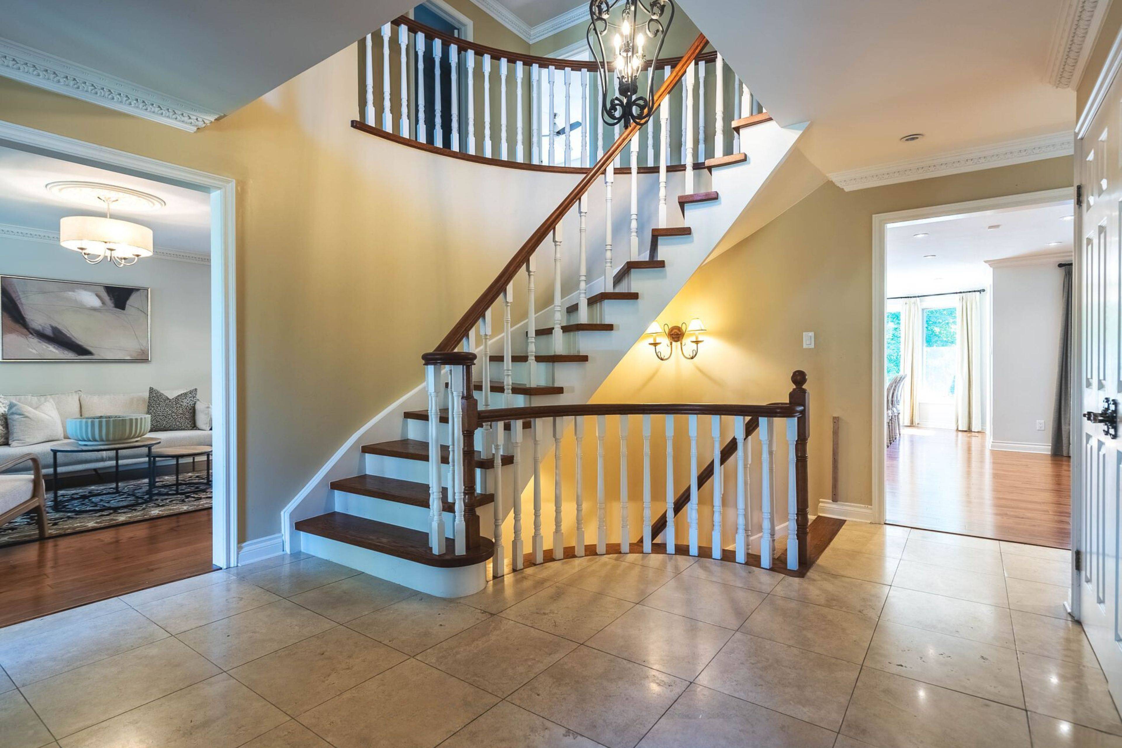 Barrie, ON L4N 2V6,65 Woodcrest RD