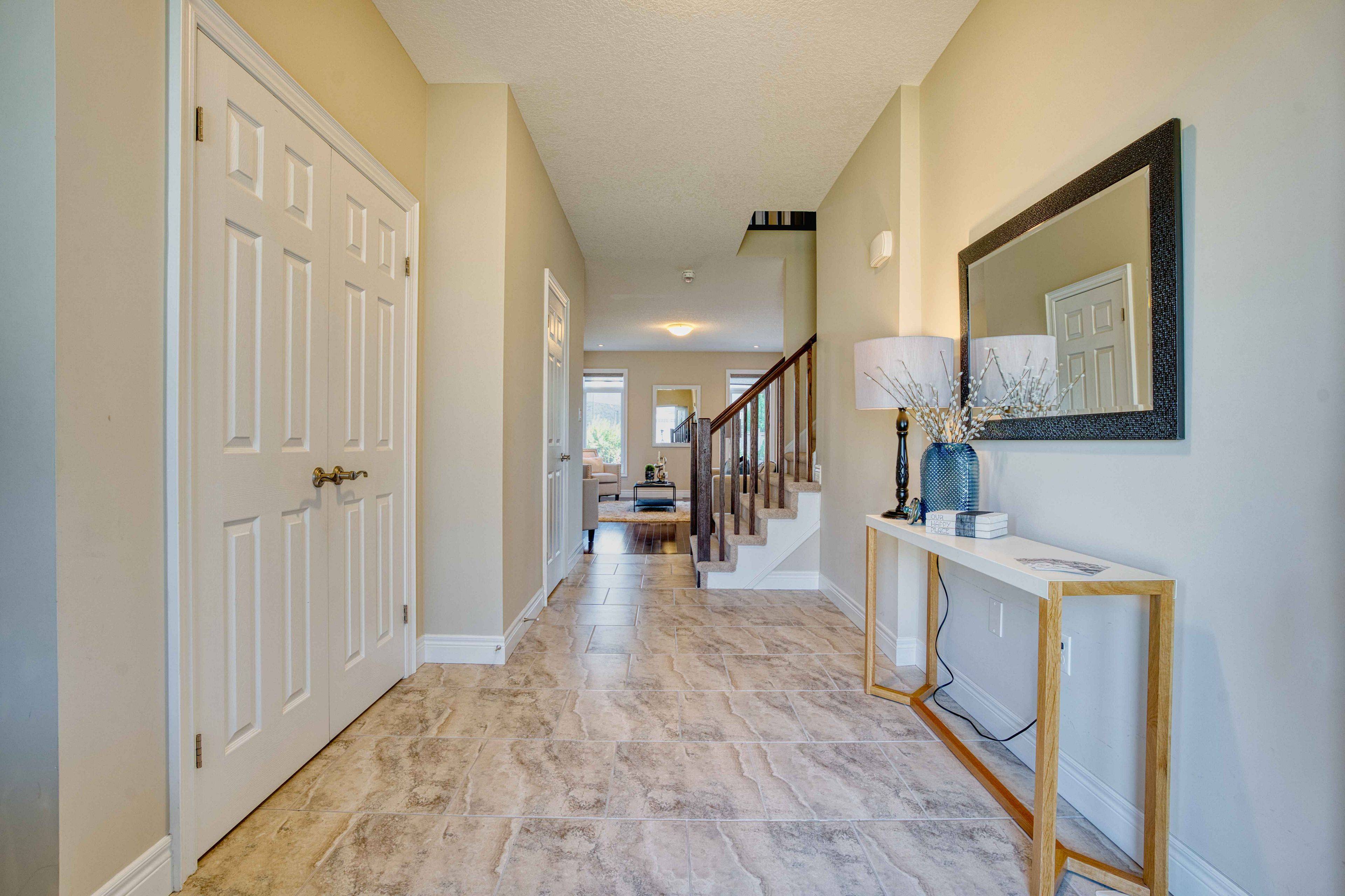 London North, ON N6G 0P4,2400 Callingham DR