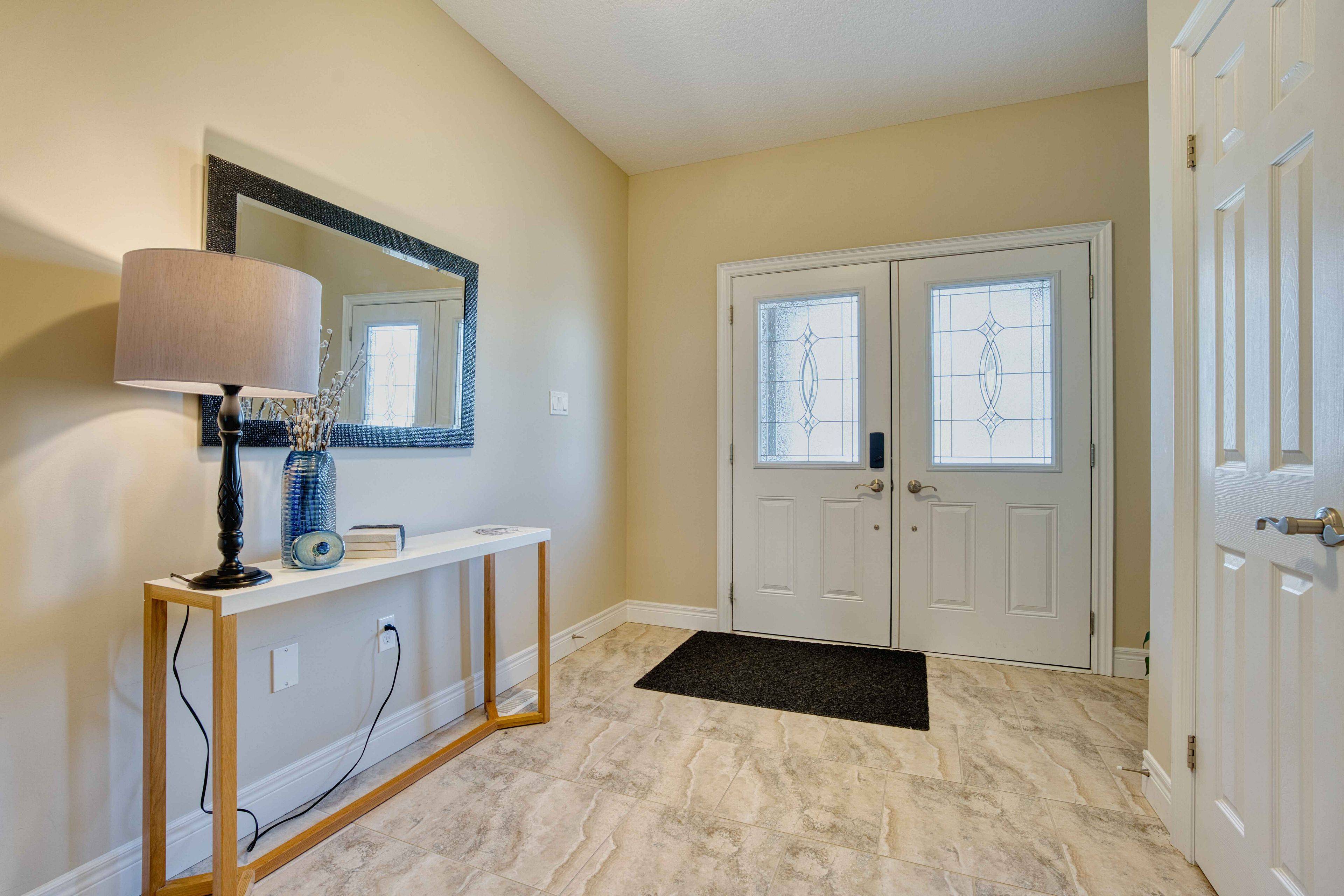 London North, ON N6G 0P4,2400 Callingham DR