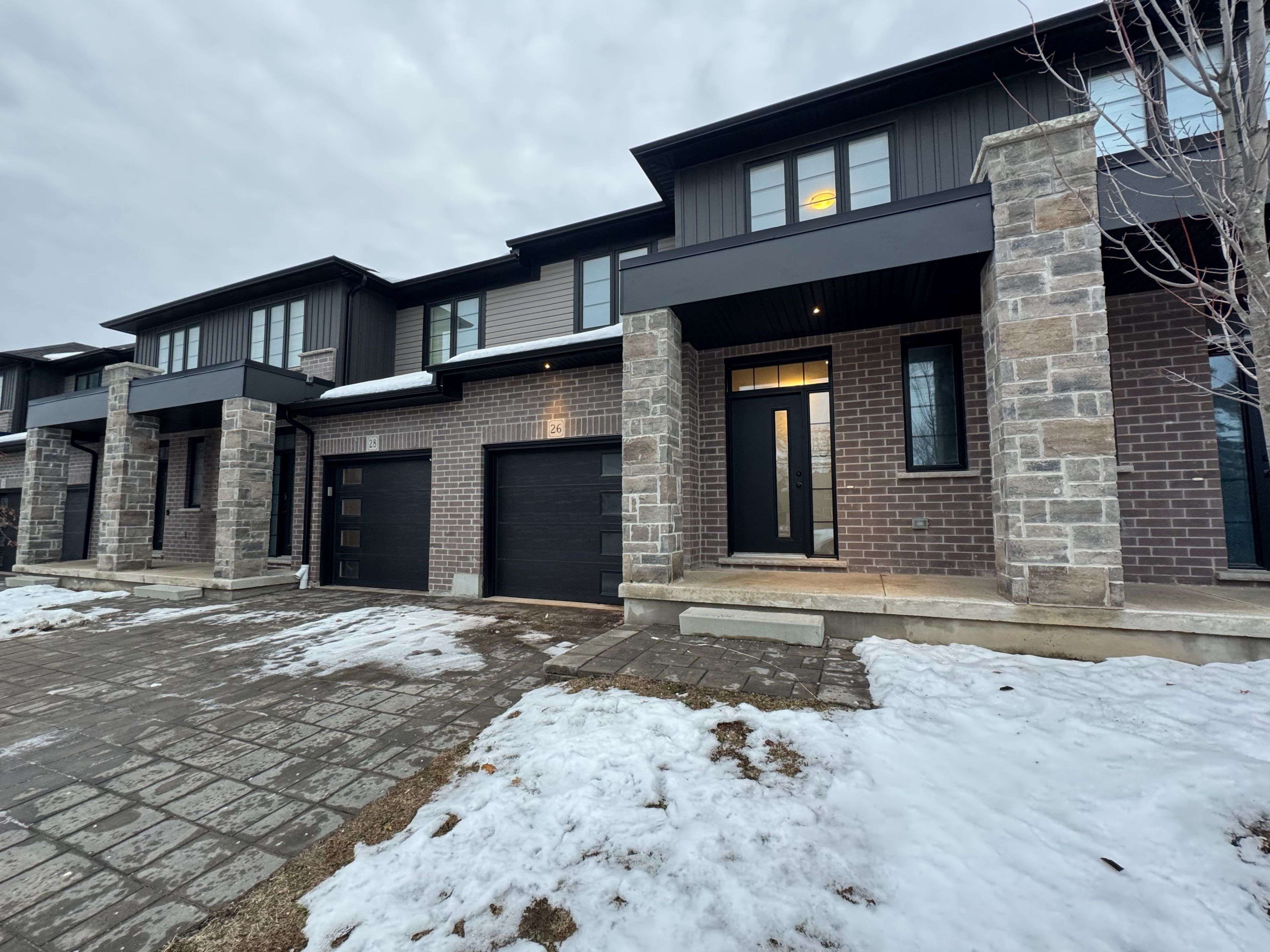 London South, ON N6M 0H2,3025 Doyle DR #26