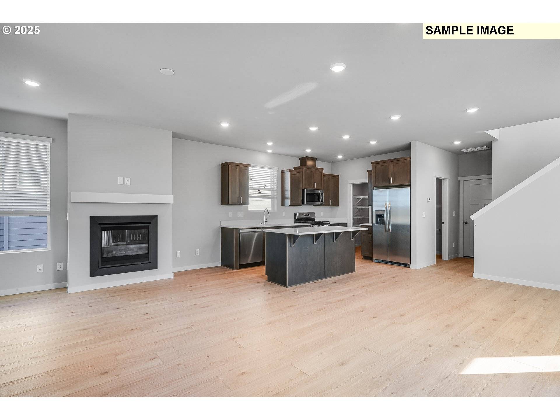 Eugene, OR 97402,978 Legacy ST