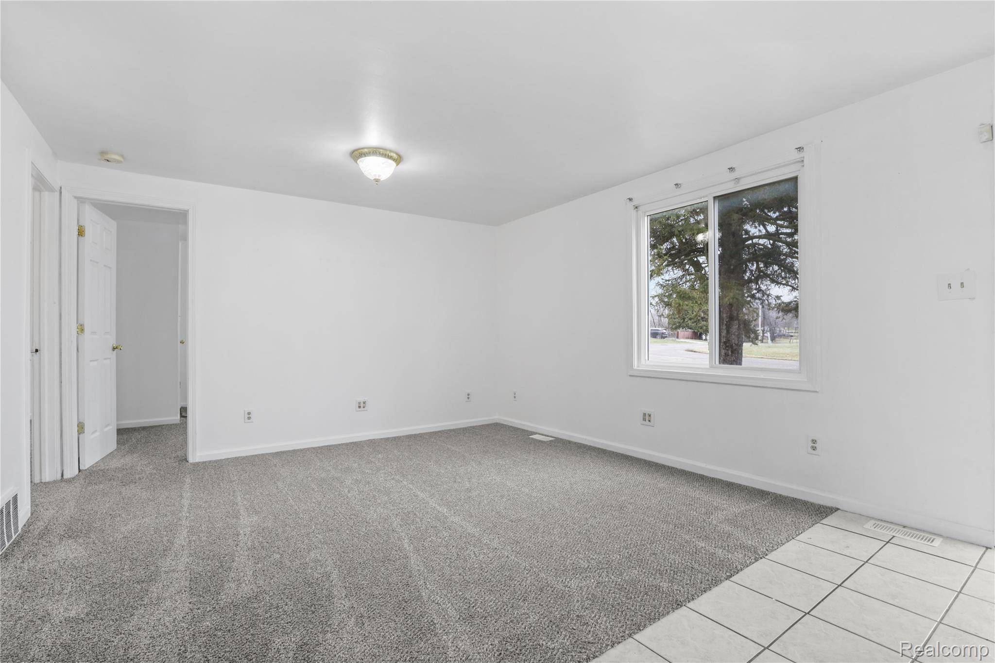 Flint, MI 48504,1457 Mitson BLVD