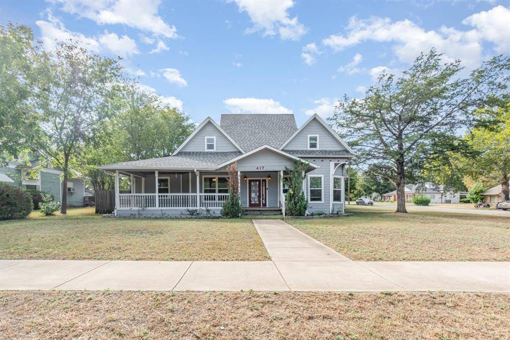 Whitewright, TX 75491,417 W Grand Street