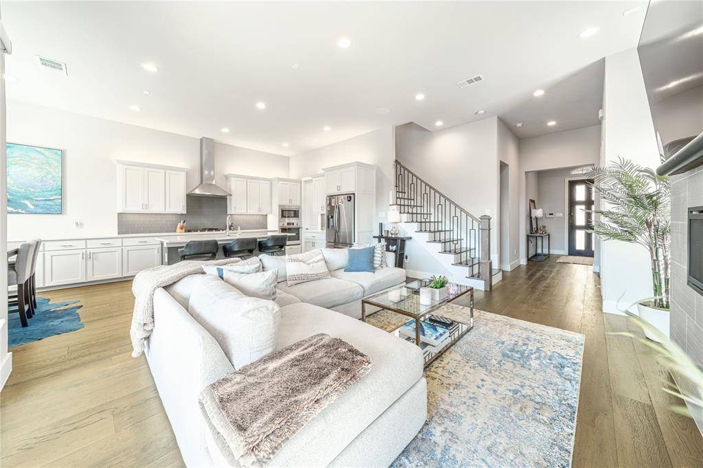 Dallas, TX 75219,4121 Maison Ridge