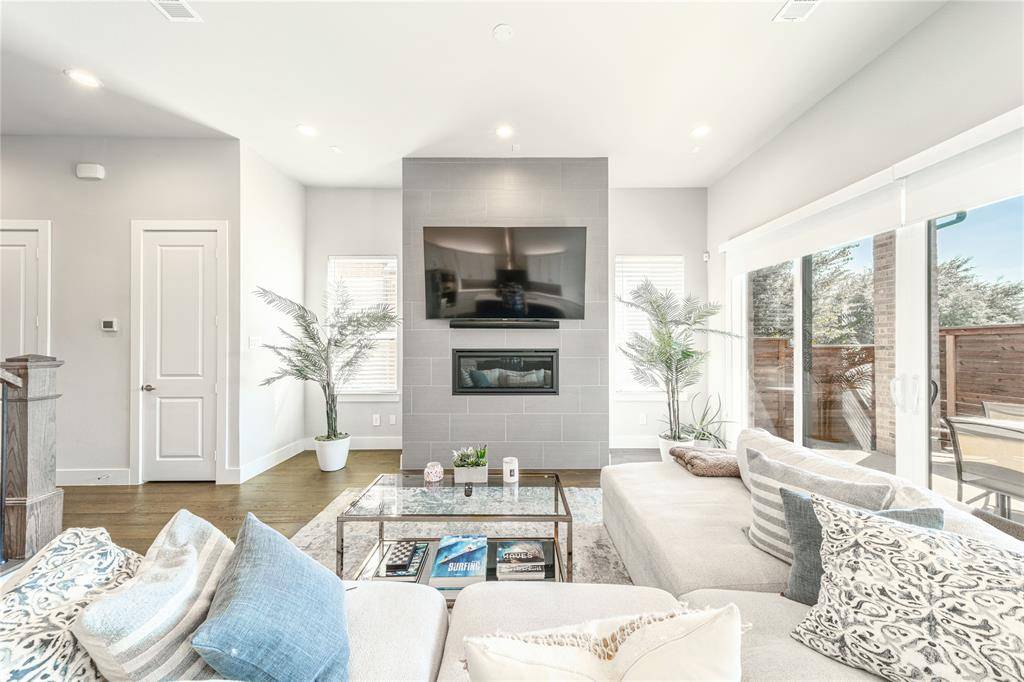 Dallas, TX 75219,4121 Maison Ridge