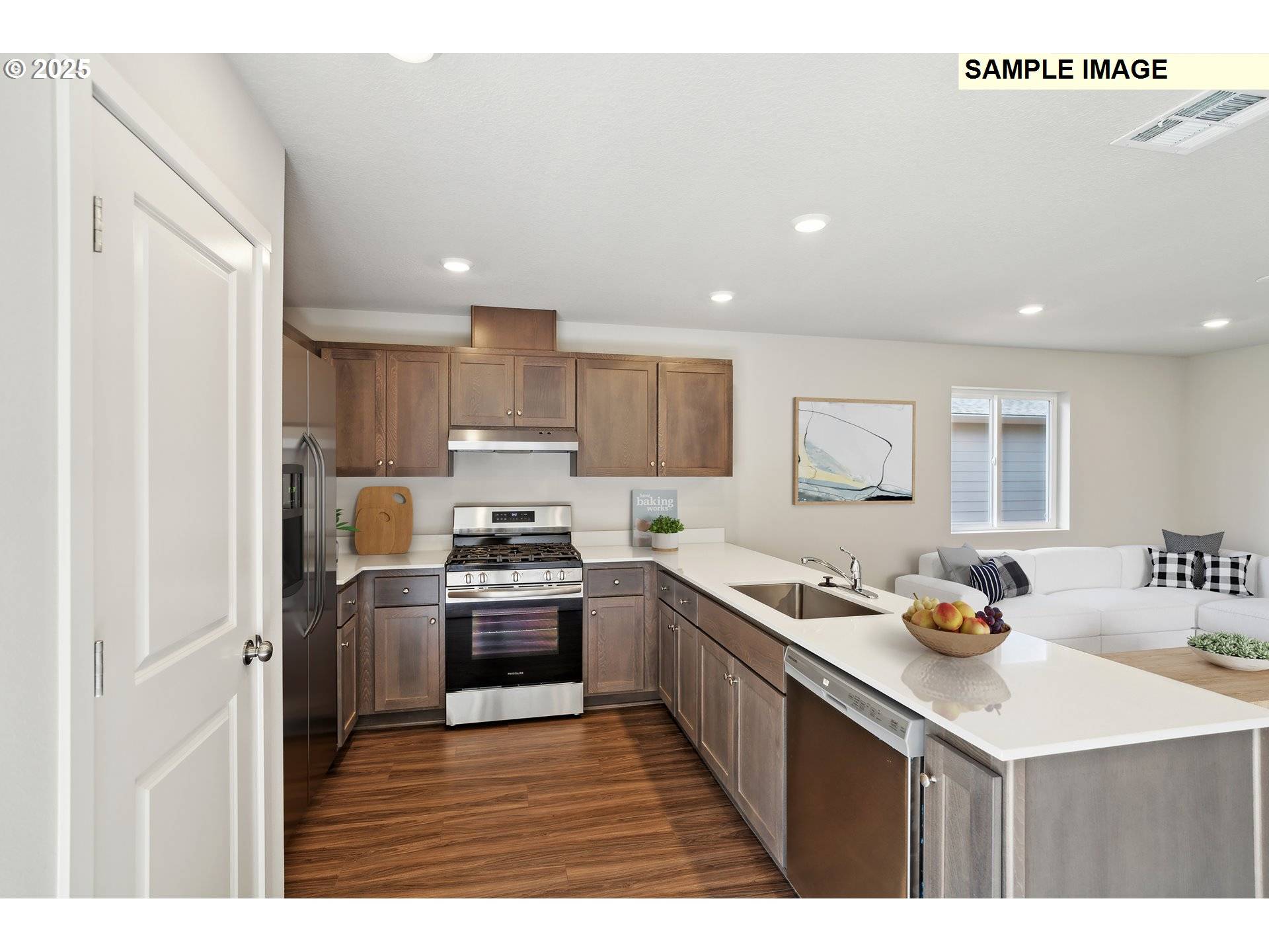 Eugene, OR 97402,5719 Bainbridge RD