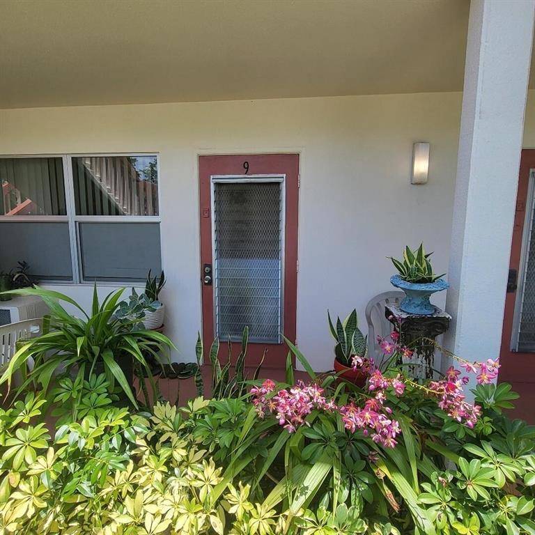 Deerfield Beach, FL 33442,9 Ventnor A #9