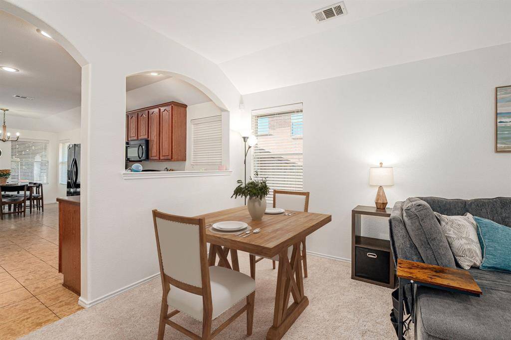 Denton, TX 76208,3521 Camino Real Trail