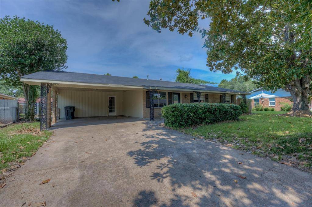 Shreveport, LA 71104,1330 E Washington Street