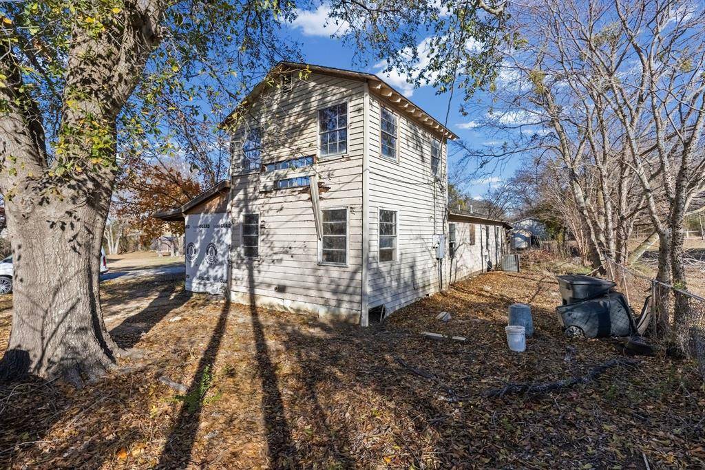 East Tawakoni, TX 75472,193 Garrett Avenue