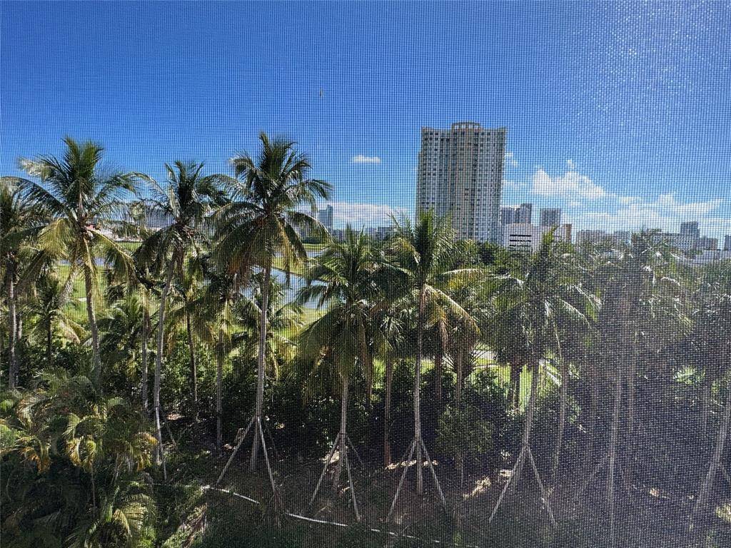 Hallandale Beach, FL 33009,200 NE 14th Ave #522