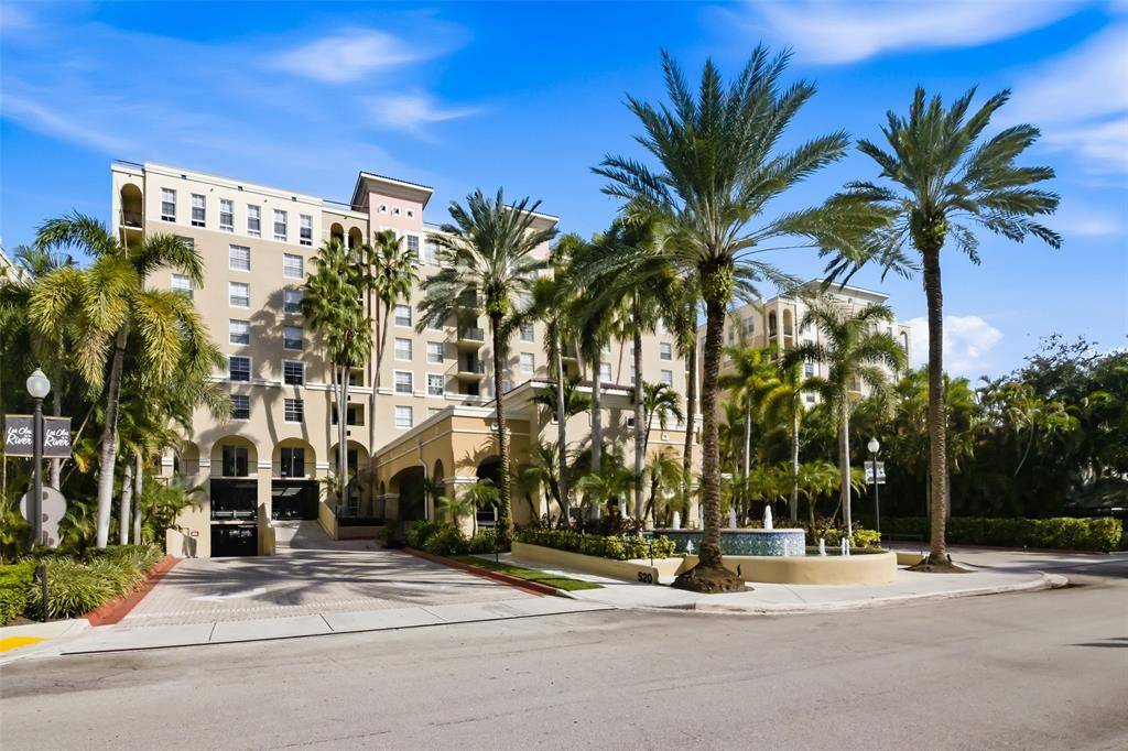 Fort Lauderdale, FL 33301,520 SE 5th Avenue #3208