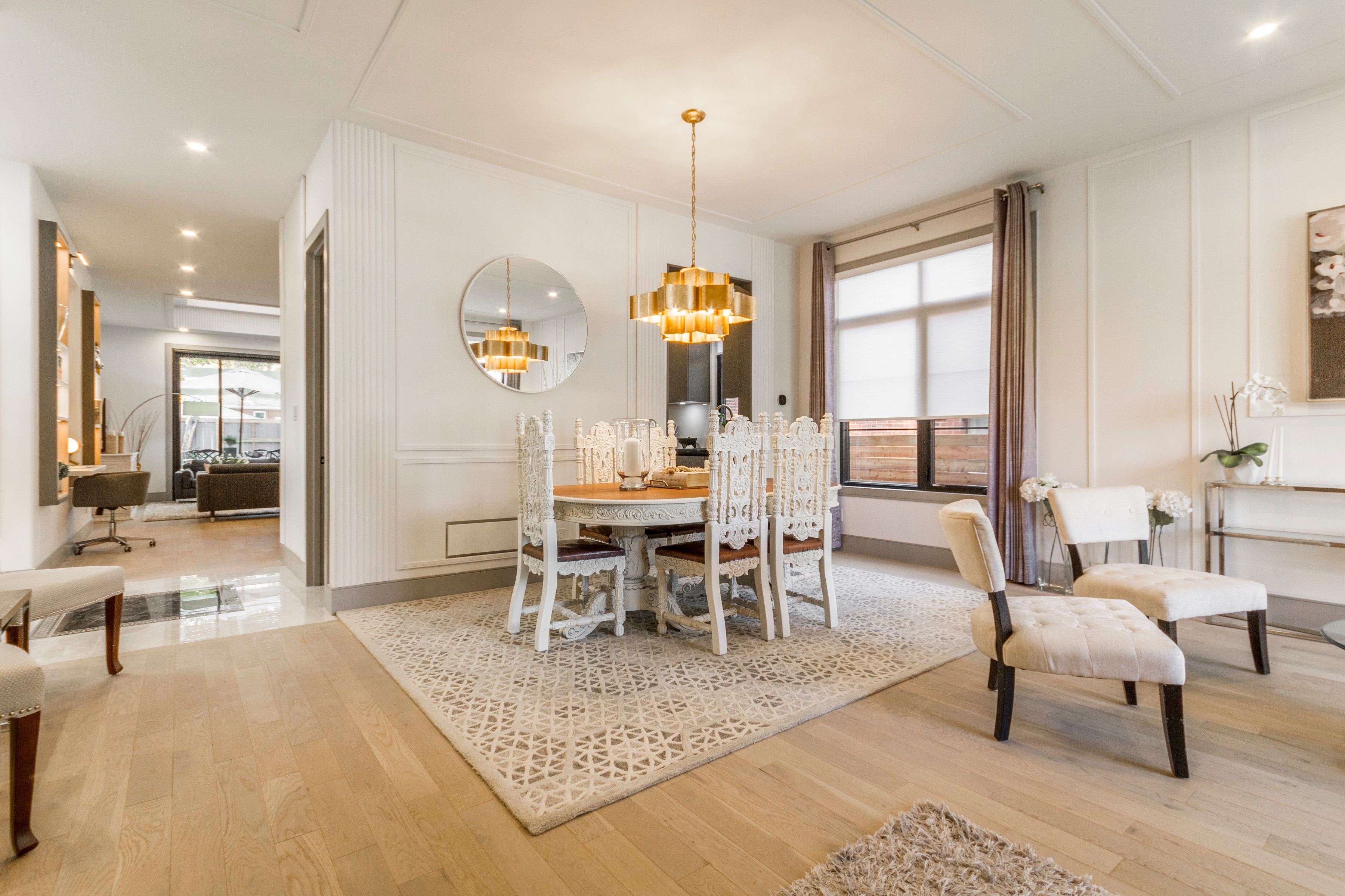 Toronto W08, ON M9B 4K5,118 Martin Grove RD