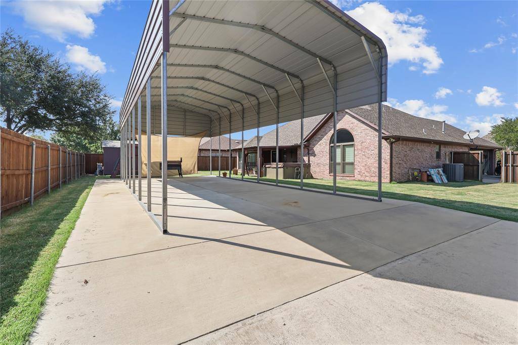 Pilot Point, TX 76258,609 Oak Street