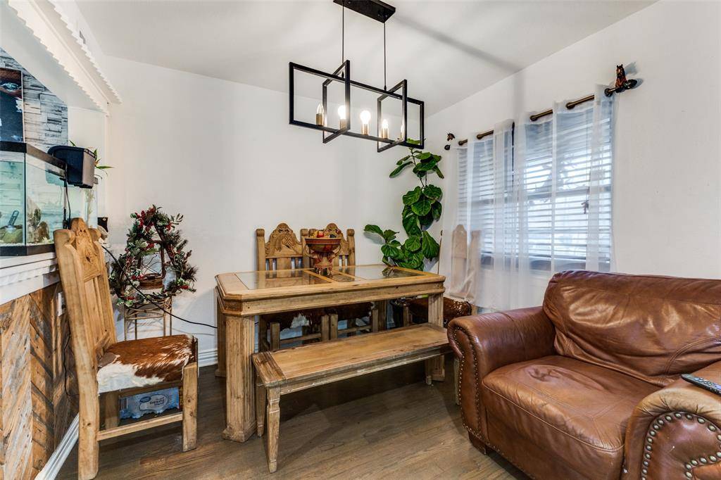 Dallas, TX 75228,11103 Tascosa Street